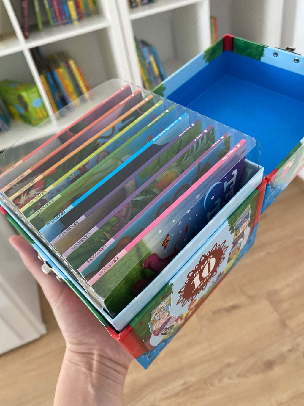 set de mini carti cu povesti pentru copii My Little Library Of Animal Stories cu cutie cadou inclusa